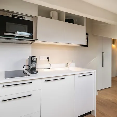Appartamento Elegant Renovated On The Floor Center Cannes